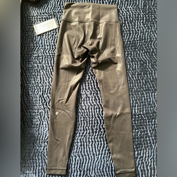 Lululemon Wunder Train HR 28” Special Edition Black Foil - size 6 - Picture 8 of 10